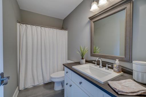 11 Crescent Lane, Saint Paul, MN 55127