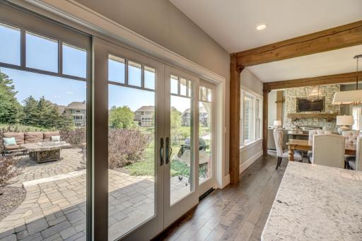 11 Crescent Lane, Saint Paul, MN 55127