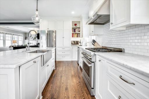 5232 Duncraig Road, Edina, MN 55436
