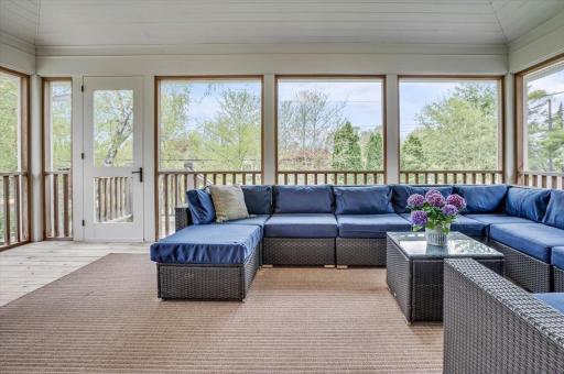 5232 Duncraig Road, Edina, MN 55436