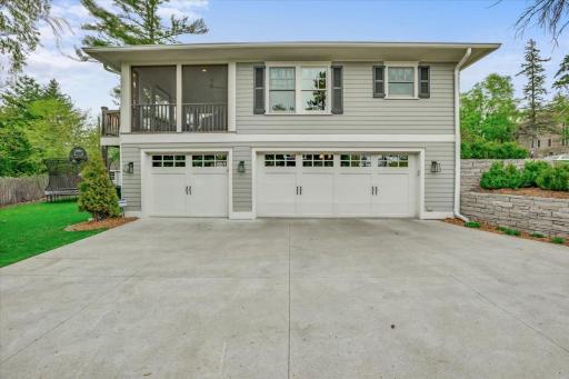 5232 Duncraig Road, Edina, MN 55436