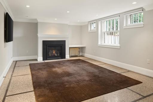 57 Groveland Terrace, Minneapolis, MN 55403