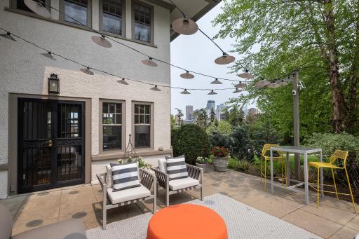 57 Groveland Terrace, Minneapolis, MN 55403