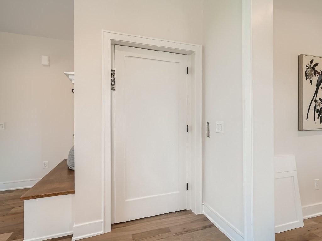 44 Elevator.jpg