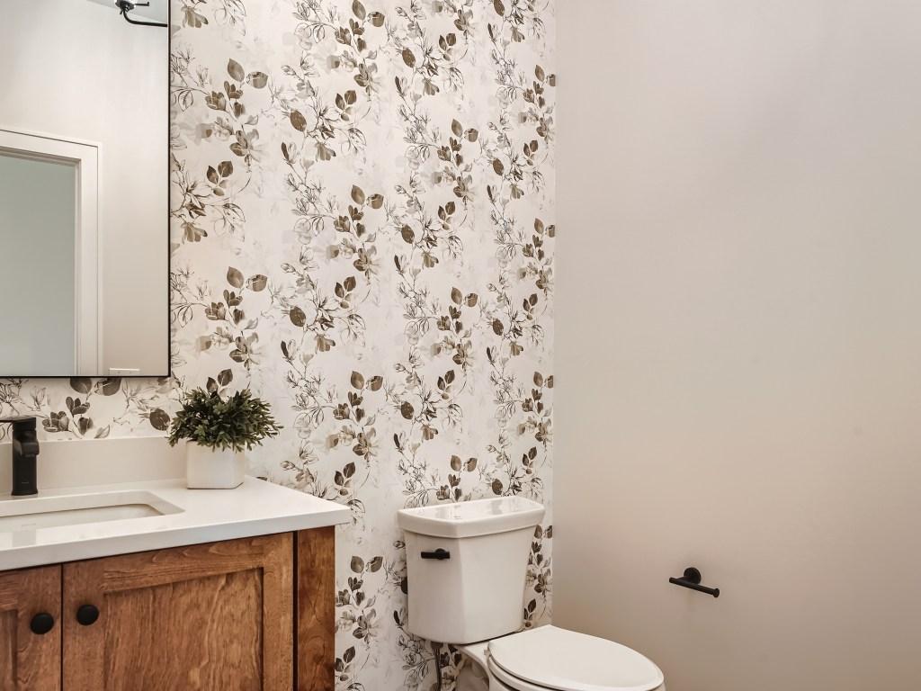 15 Powder Room.jpg