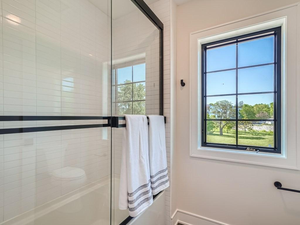 29 2nd Floor Bathroom.jpg