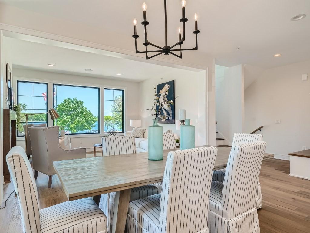 08 Dining Room.jpg