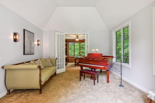 2012 Sugarwood Drive, Long Lake, MN 55356
