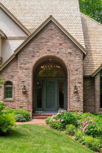 2012 Sugarwood Drive, Long Lake, MN 55356