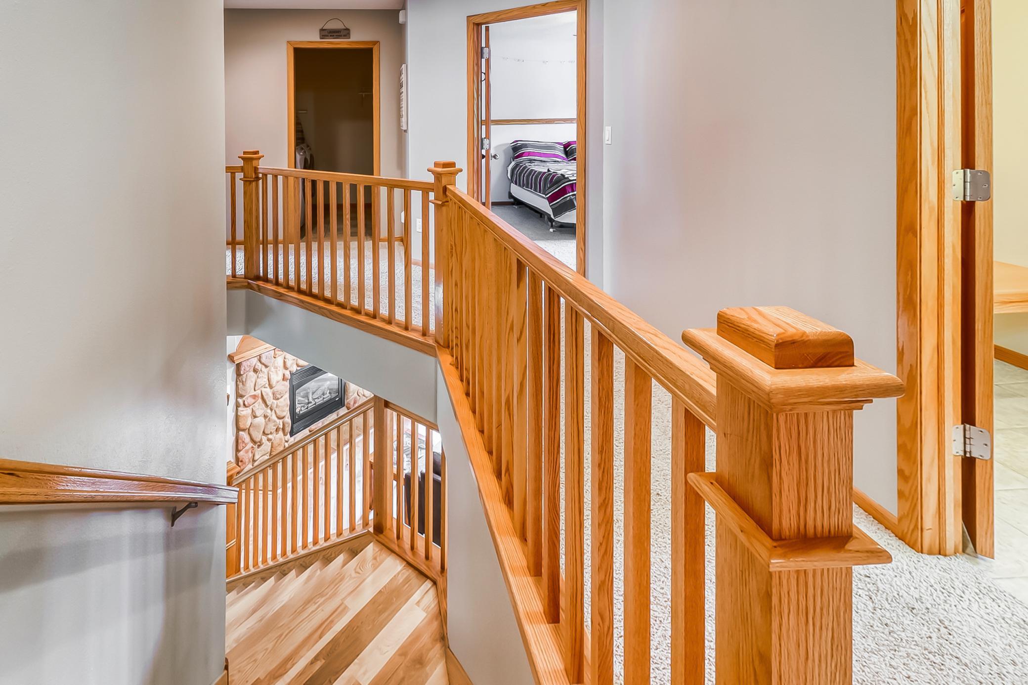 Stairway
Nightlights located in major walkways and bathrooms controlled with wall switch in main floor closet. They are on a sensor and come on automatically at night.