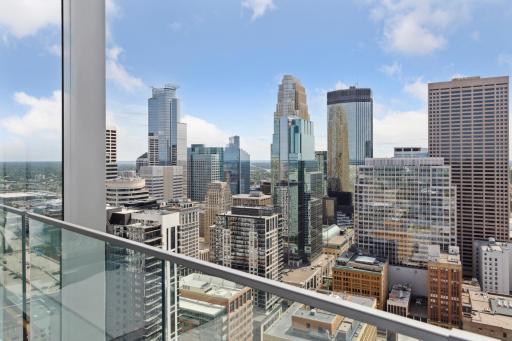 255 Hennepin Avenue, 3206, Minneapolis, MN 55401