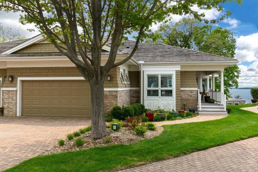 722 Widsten Circle, Wayzata, MN 55391