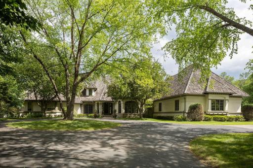 1000 Old Crystal Bay Road, Wayzata, MN 55391