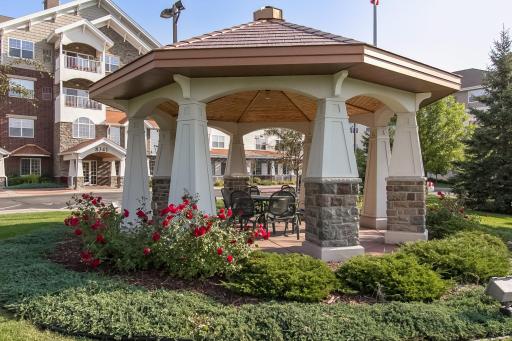 Enjoy the gazebo with your family and friends!