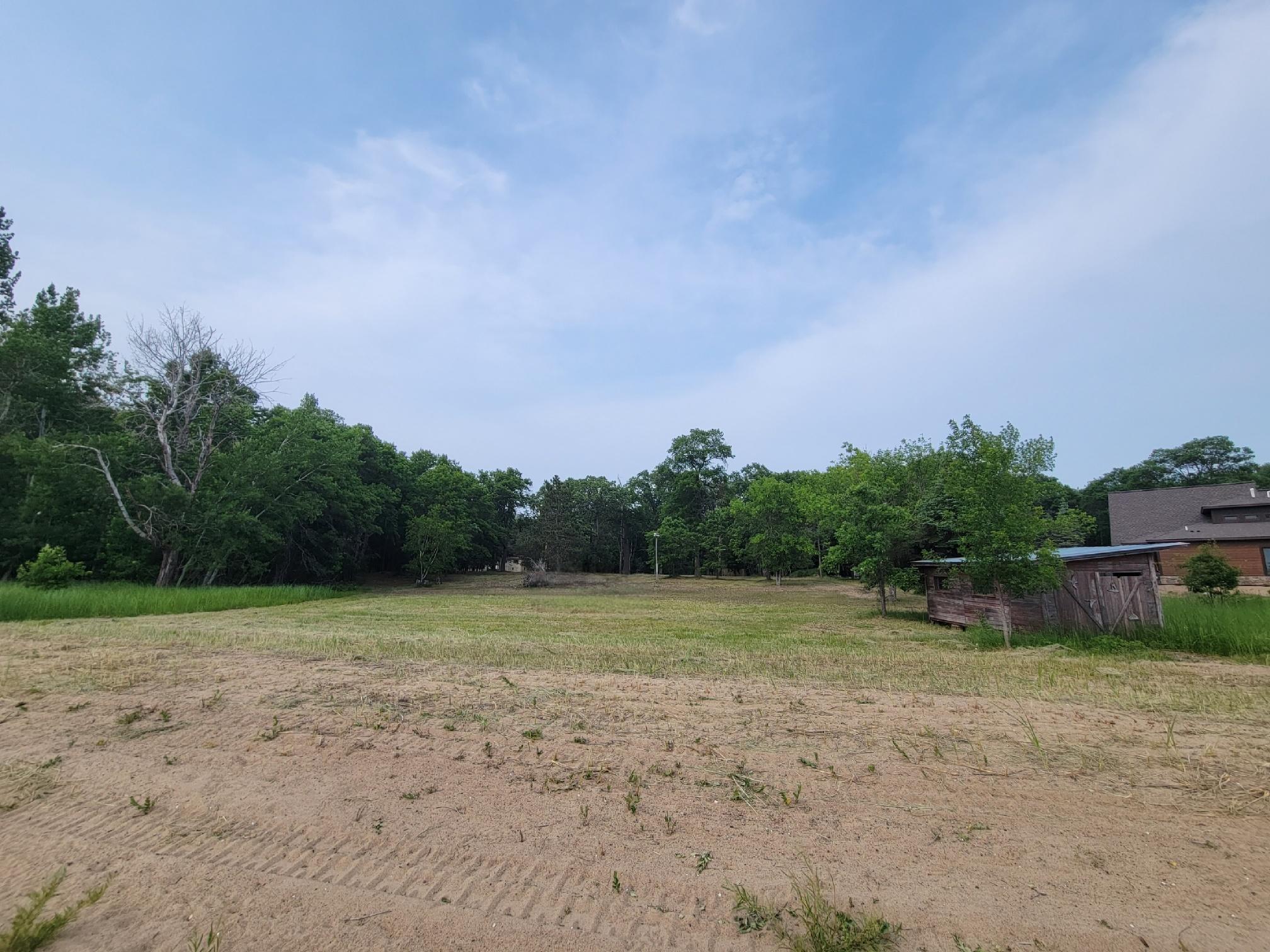 Build your dream home down by the water