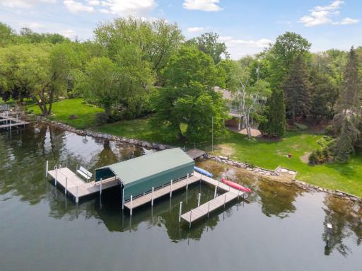 20080 Minnetonka Boulevard, Excelsior, MN 55331