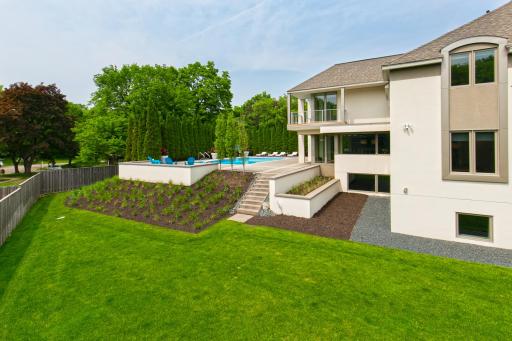 1255 Sylvandale Road, West Saint Paul, MN 55118