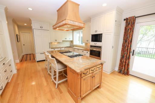 2710 Le Homme Dieu Heights NE, Alexandria, MN 56308