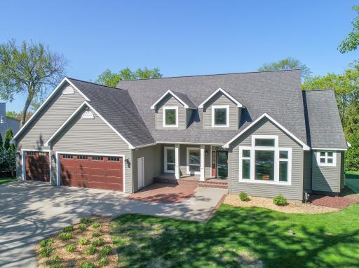 2710 Le Homme Dieu Heights NE, Alexandria, MN 56308