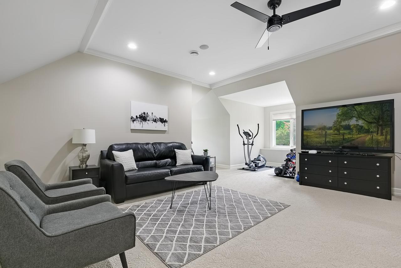 Upper Level Private Quest Quarters.jpg