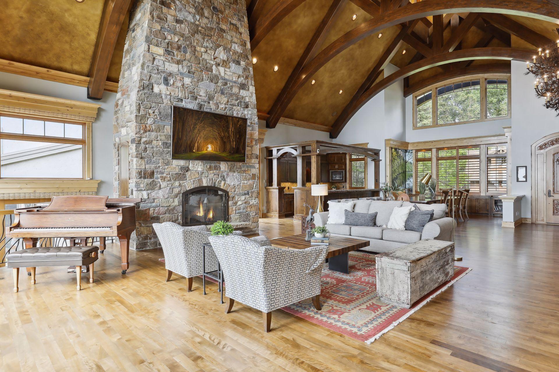 The open floor plan allows for ease of entertainment