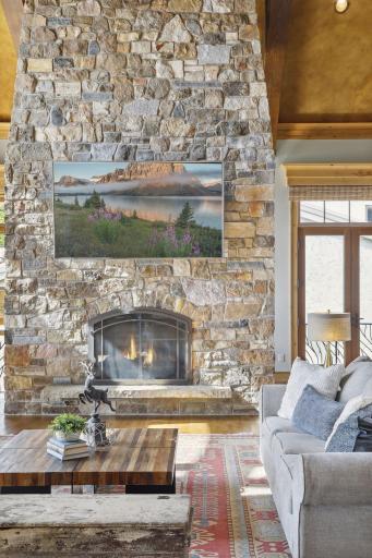 22598 Hayward Avenue N, Forest Lake, MN 55025