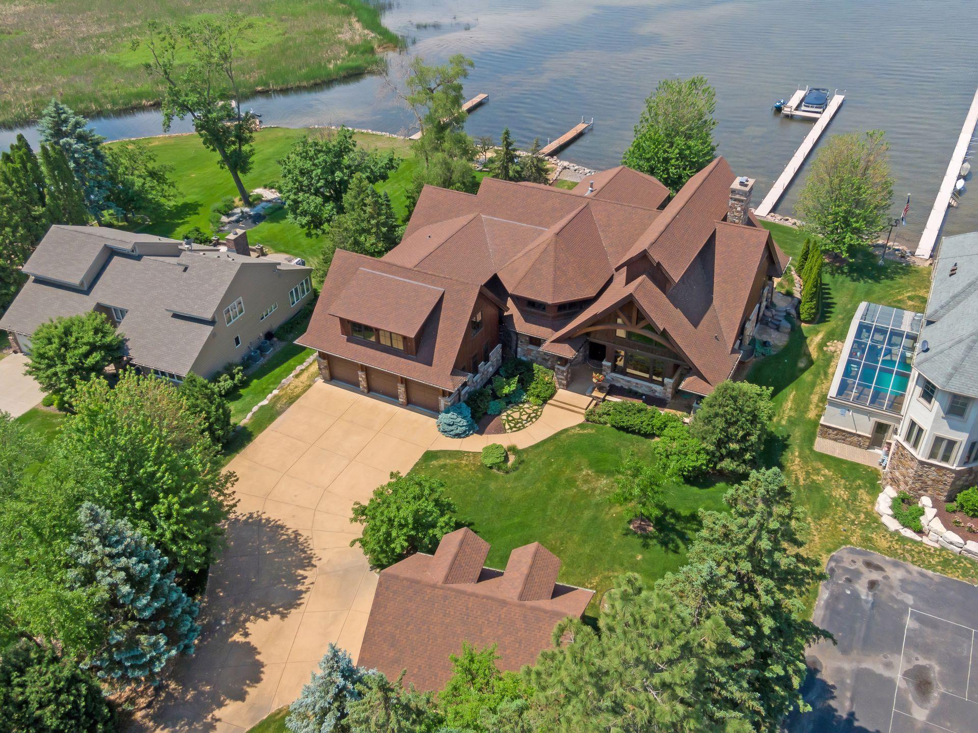 Your Family Compound is waiting for you right here on Beautiful Forest Lake!