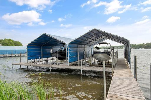 10 Gideons Point Road, Excelsior, MN 55331