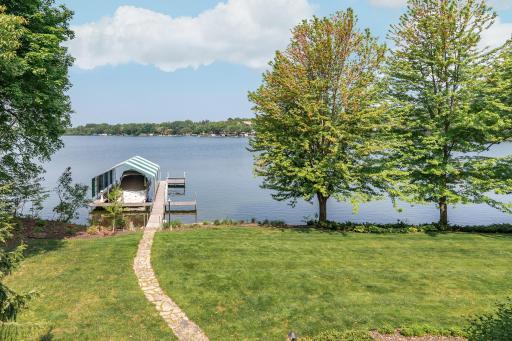 Enjoy the Lake Life!