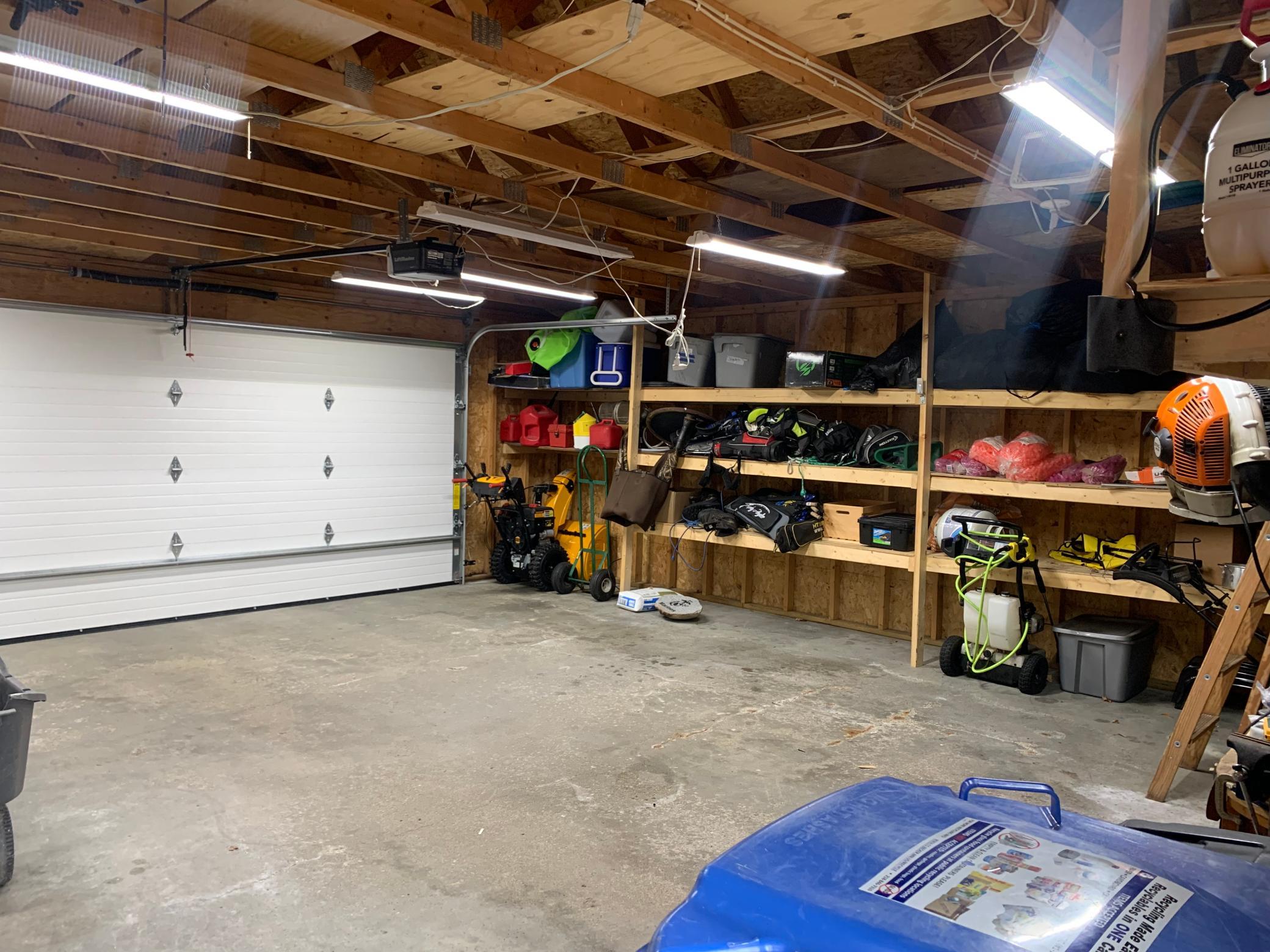 Garage.jpg