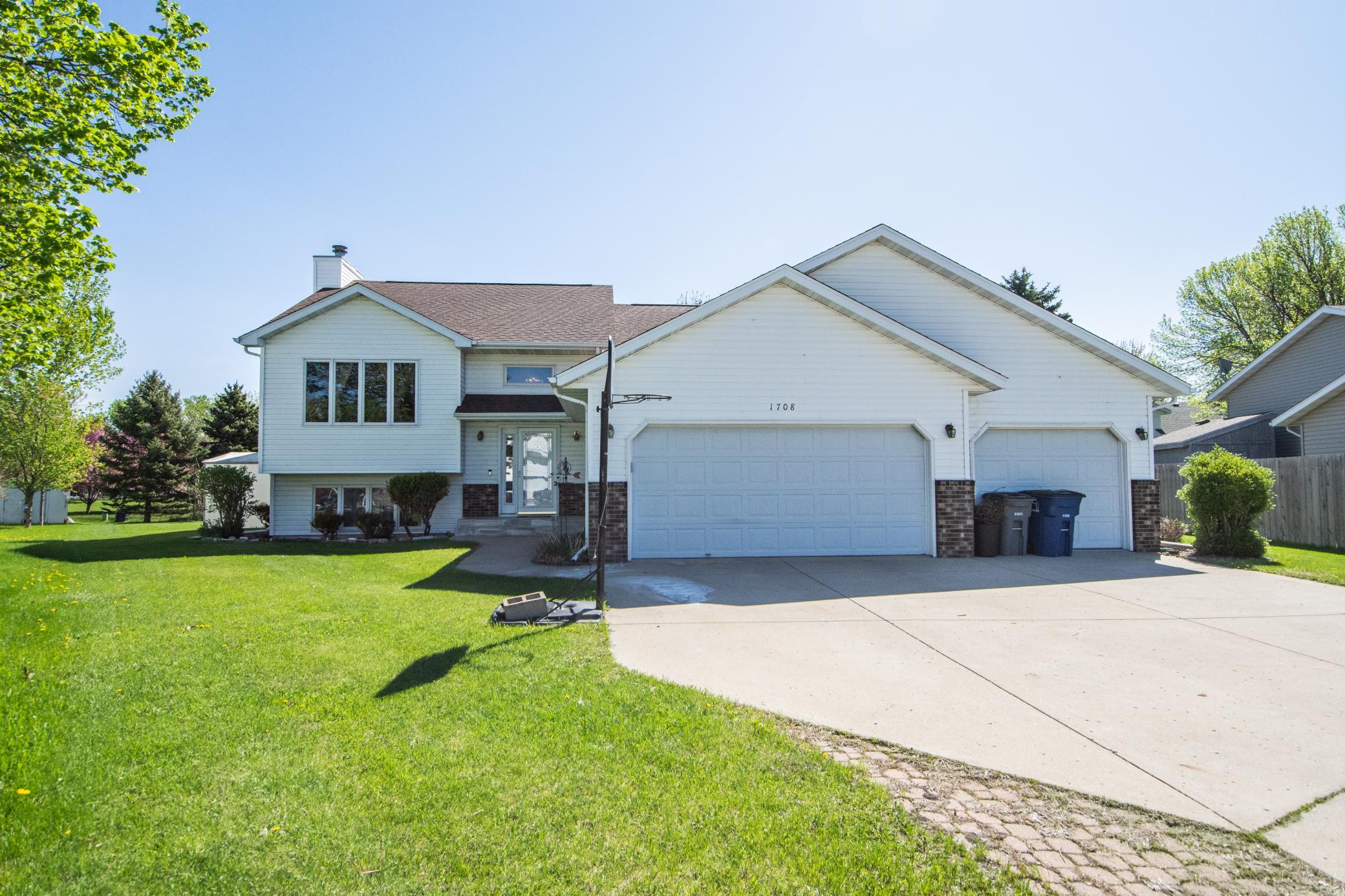 Property photo for 1708 33rd Street S, Moorhead, MN 56560