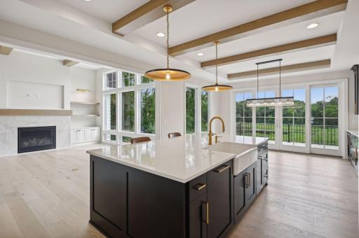345 Margaret Circle, Wayzata, MN 55391