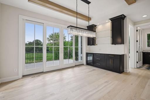 345 Margaret Circle, Wayzata, MN 55391