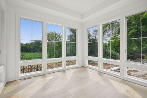 345 Margaret Circle, Wayzata, MN 55391