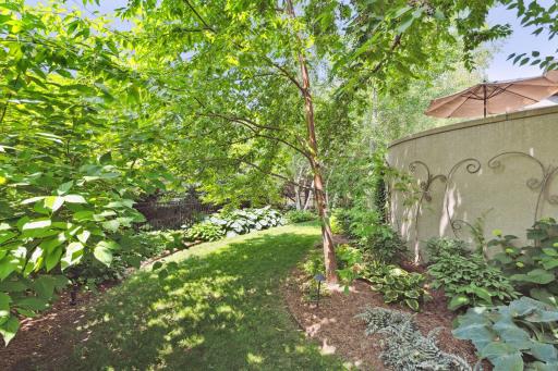 Luxurious award-winning landscape design.