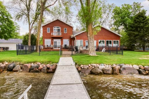 432 Shorewood Drive, Detroit Lakes, MN 56501
