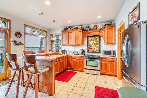 432 Shorewood Drive, Detroit Lakes, MN 56501