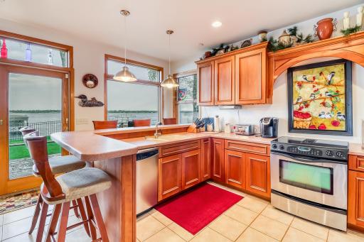 432 Shorewood Drive, Detroit Lakes, MN 56501