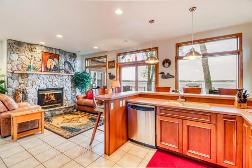 432 Shorewood Drive, Detroit Lakes, MN 56501