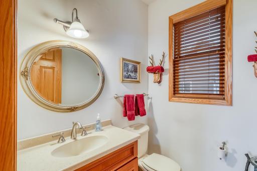 432 Shorewood Drive, Detroit Lakes, MN 56501
