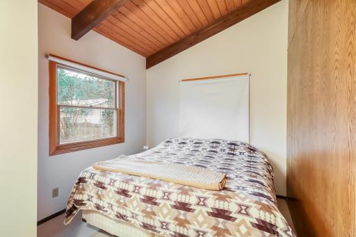 432 Shorewood Drive, Detroit Lakes, MN 56501