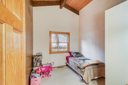 432 Shorewood Drive, Detroit Lakes, MN 56501