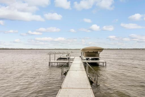 432 Shorewood Drive, Detroit Lakes, MN 56501