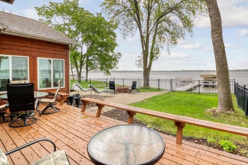 432 Shorewood Drive, Detroit Lakes, MN 56501