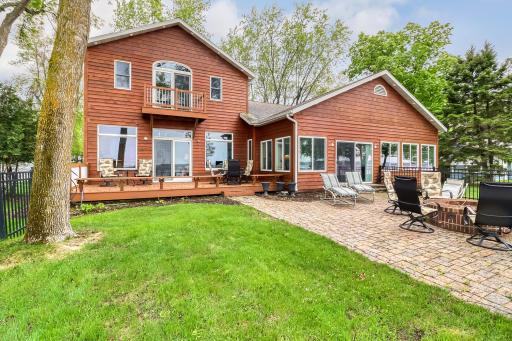 432 Shorewood Drive, Detroit Lakes, MN 56501