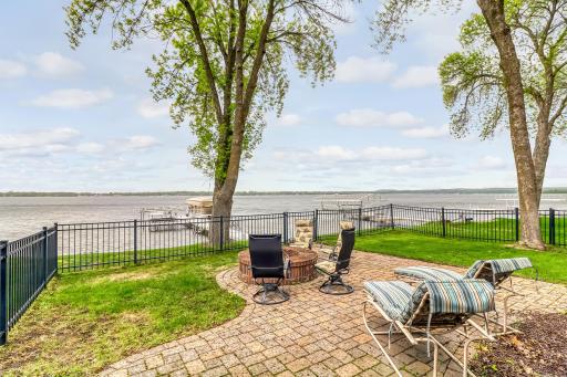 432 Shorewood Drive, Detroit Lakes, MN 56501