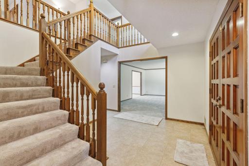 12105 29th Avenue N, Plymouth, MN 55441