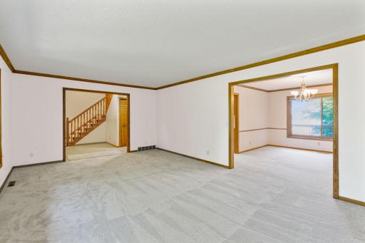 12105 29th Avenue N, Plymouth, MN 55441