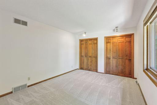 12105 29th Avenue N, Plymouth, MN 55441