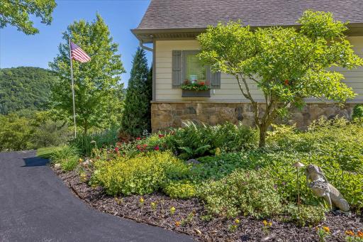 814 Spring Brook Drive, Winona, MN 55987